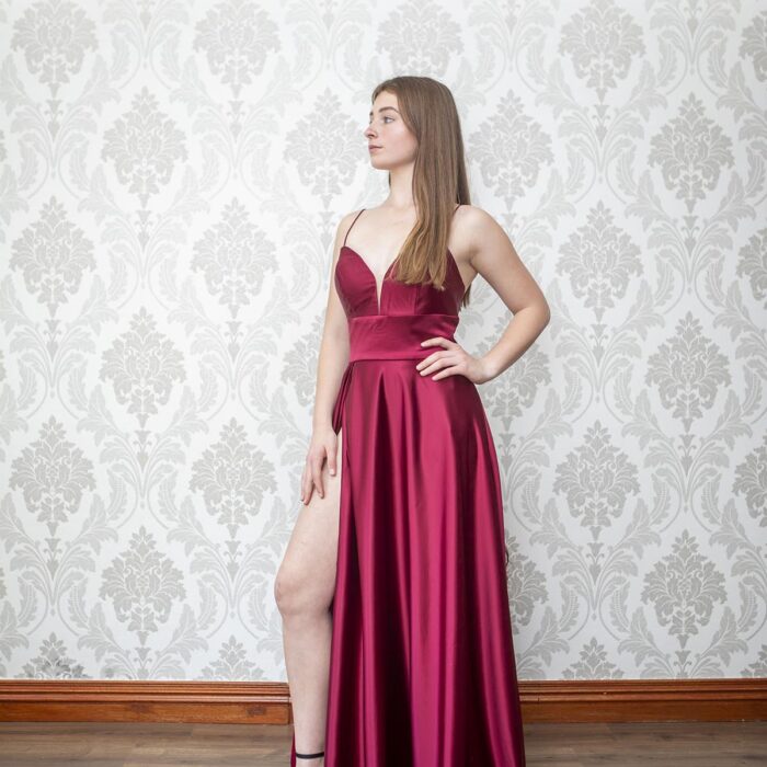 Halo Gorgeous Boutique Wine Red Dress